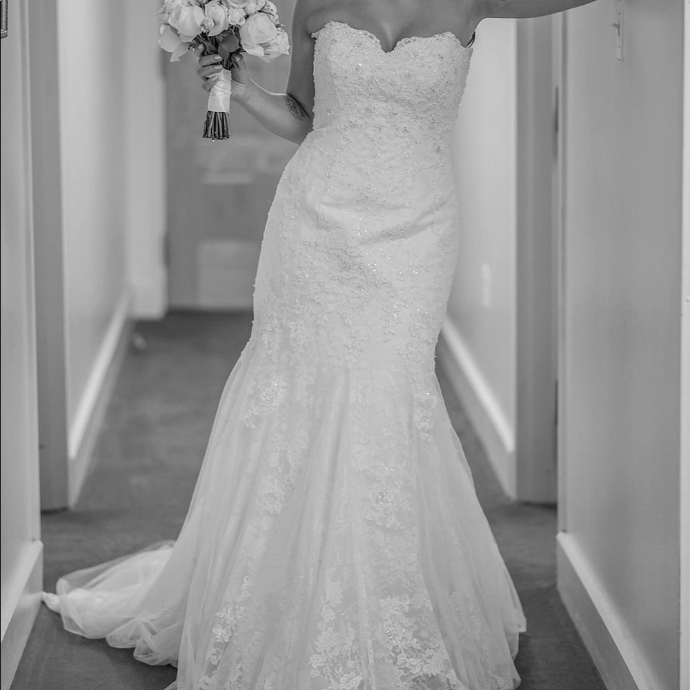 Wedding dress